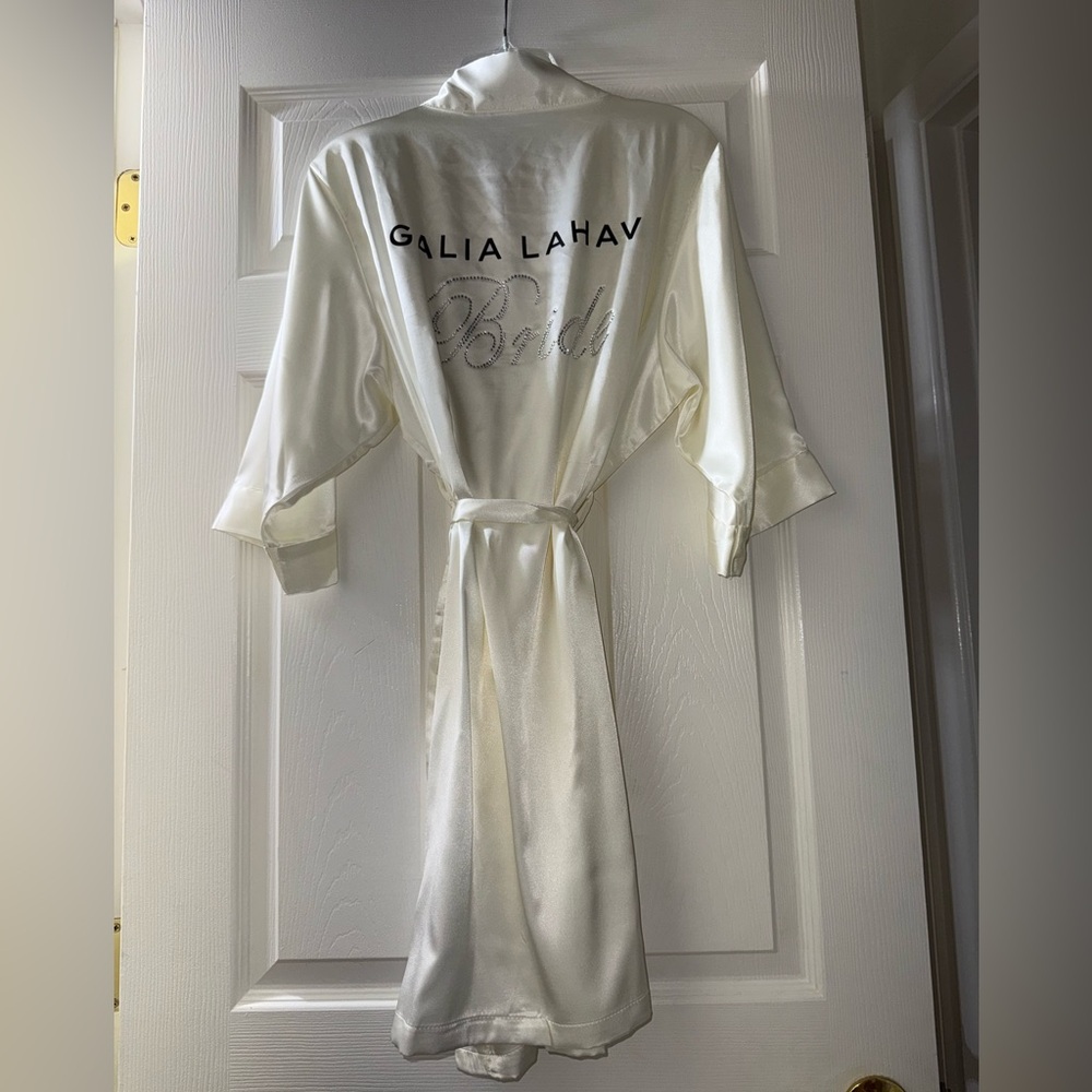 Galia Lahav Luxurious Cream Bridal Robe